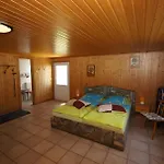 Holiday home Zum Pferdestall Dreetz
